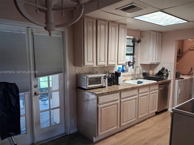 6359 SW 2nd Street, Margate, FL 33068