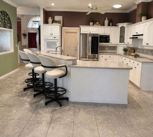 2686 CRYSTAL CIRCLE, Dunedin, FL 34698