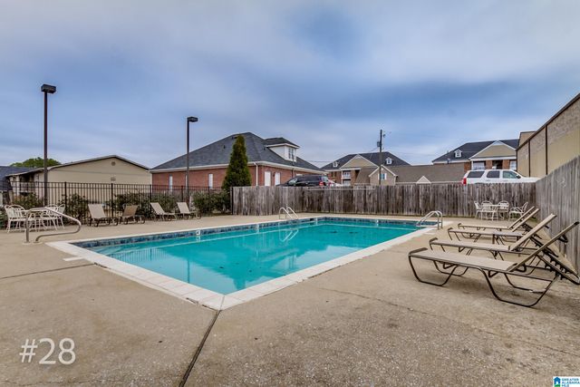210 15th St E Apt 28, Tuscaloosa, AL 35401