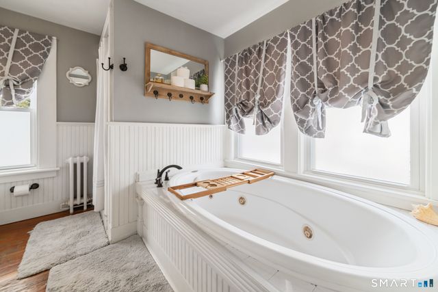 1 Overlook Avenue, Fairfield, CT 06824