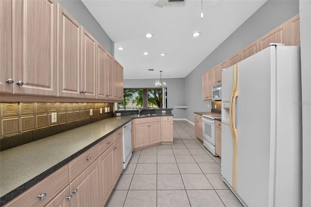 1611 ATARES DRIVE Unit 111, Punta Gorda, FL 33950