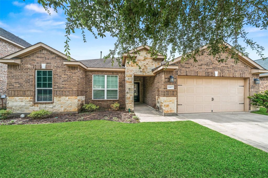 9107 Nina Road, Conroe, TX 77304