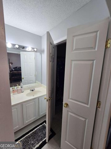 1090 Kilmington Court, Alpharetta, GA 30009