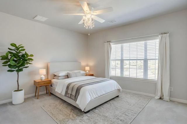 13821 Parkline Way, Fort Worth, TX 76008