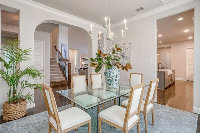 13821 Parkline Way, Fort Worth, TX 76008