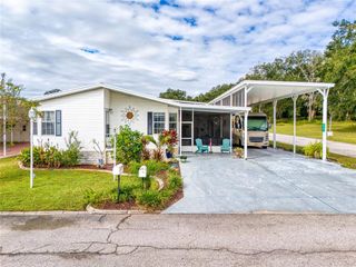 10101 AIRETOP AVENUE, Dade City, FL 33525