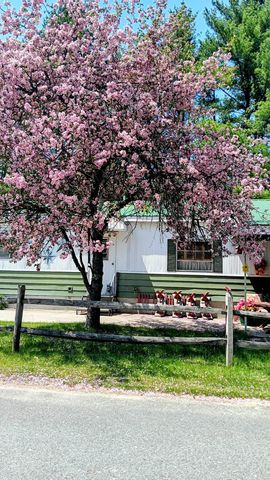 2 Ponderosa Park, Charlestown, NH 03603