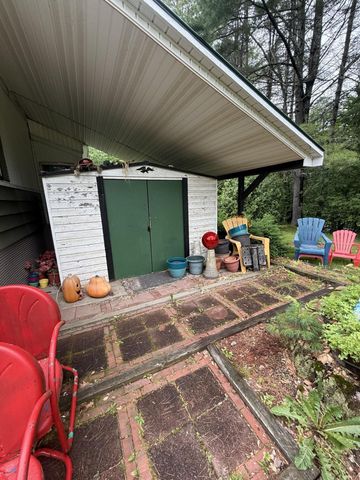 2 Ponderosa Park, Charlestown, NH 03603