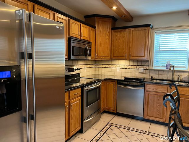 15 Ferris Avenue C, Norwalk, CT 06854