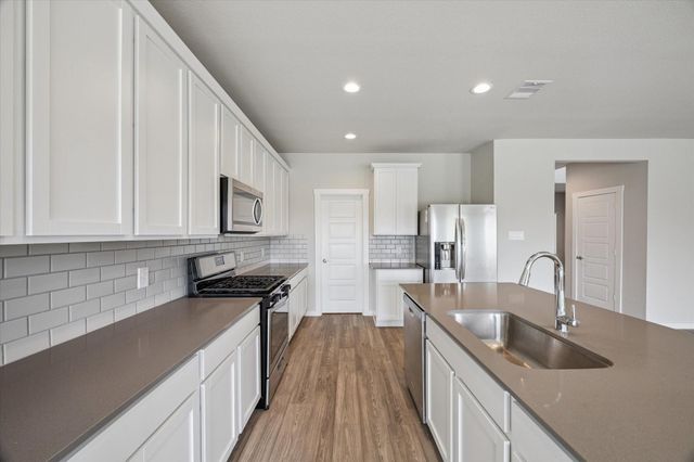 2818 Chancery Summit Court, Houston, TX 77047