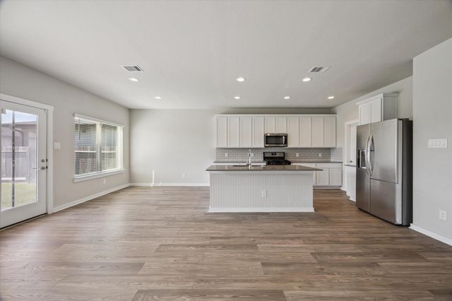 2818 Chancery Summit Court, Houston, TX 77047