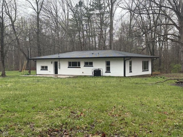 1307 Clark Road, Spencer, IN 47460