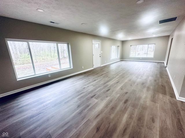 1307 Clark Road, Spencer, IN 47460