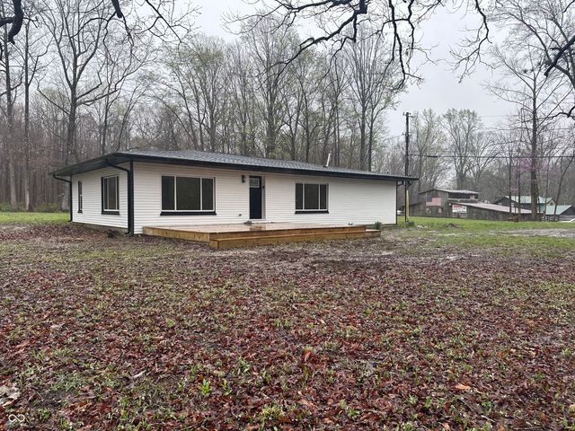 1307 Clark Road, Spencer, IN 47460