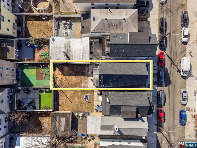 319 William Street, Harrison, NJ 07029