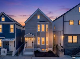 319 William Street, Harrison, NJ 07029