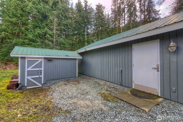 35379 North Shore Drive, Mount Vernon, WA 98274