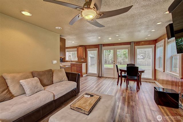 35379 North Shore Drive, Mount Vernon, WA 98274