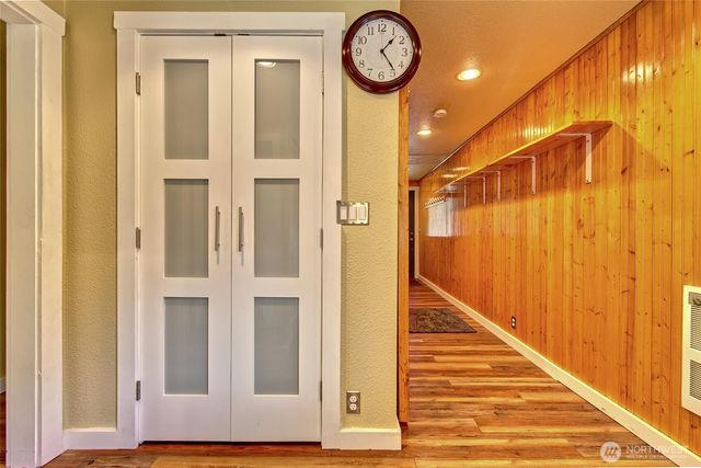 35379 North Shore Drive, Mount Vernon, WA 98274