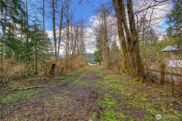 35379 North Shore Drive, Mount Vernon, WA 98274