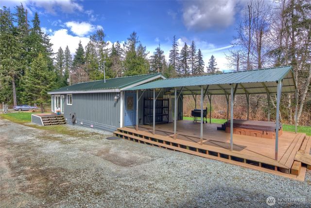 35379 North Shore Drive, Mount Vernon, WA 98274