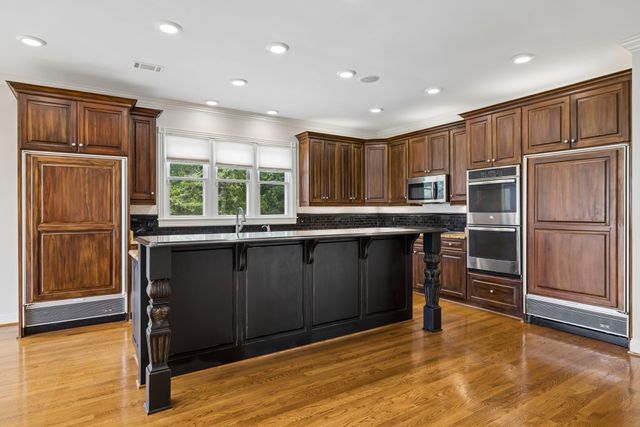 703 Ben Nevis Ct, Brentwood, TN 37027