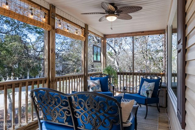 104 NE 21st Street, Oak Island, NC 28465