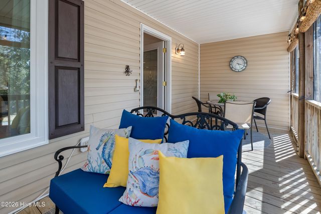 104 NE 21st Street, Oak Island, NC 28465