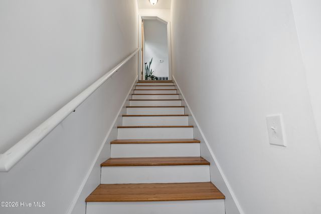 104 NE 21st Street, Oak Island, NC 28465