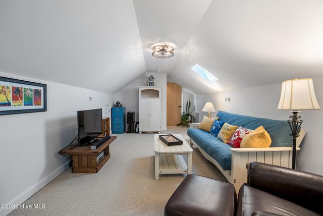 104 NE 21st Street, Oak Island, NC 28465