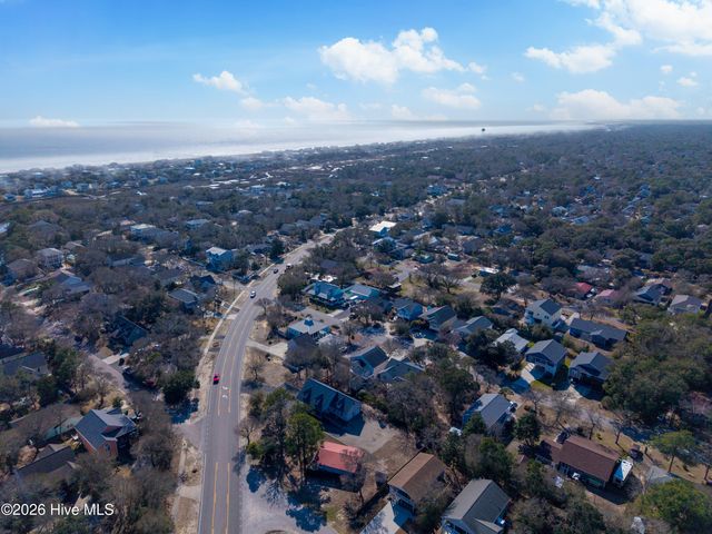 104 NE 21st Street, Oak Island, NC 28465