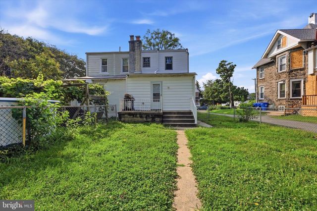 6 N WELLS AVE, Glenolden, PA 19036