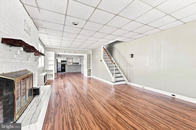 6 N WELLS AVE, Glenolden, PA 19036