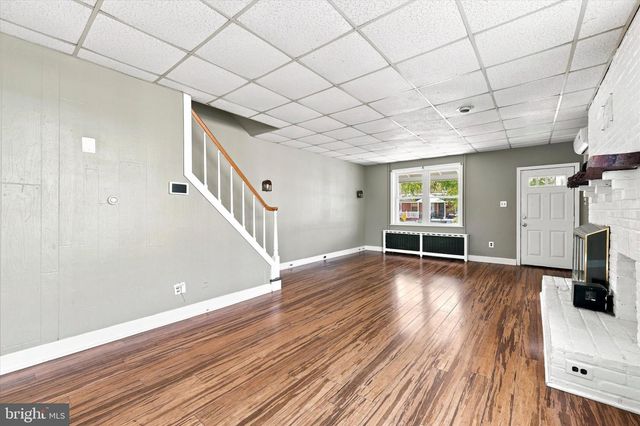 6 N WELLS AVE, Glenolden, PA 19036