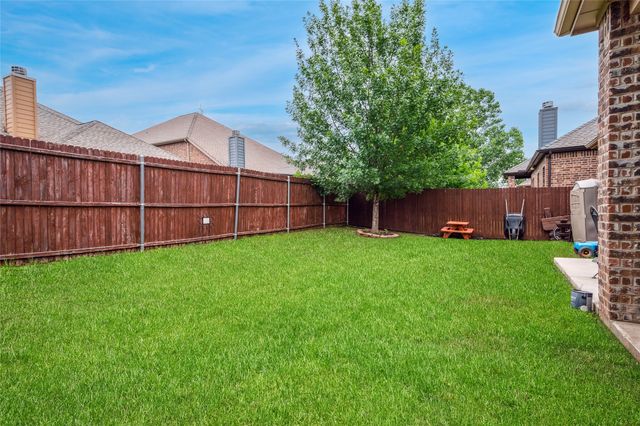 15900 Langsdale Street, Frisco, TX 75036