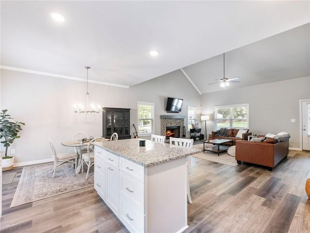 406 Sunset Drive, Statham, GA 30666
