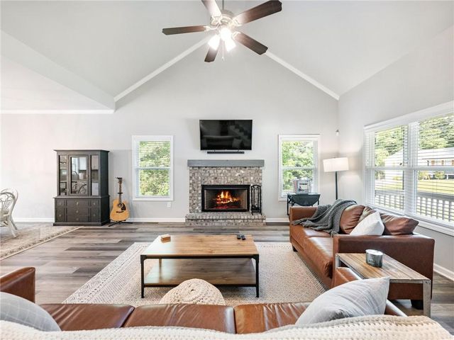406 Sunset Drive, Statham, GA 30666