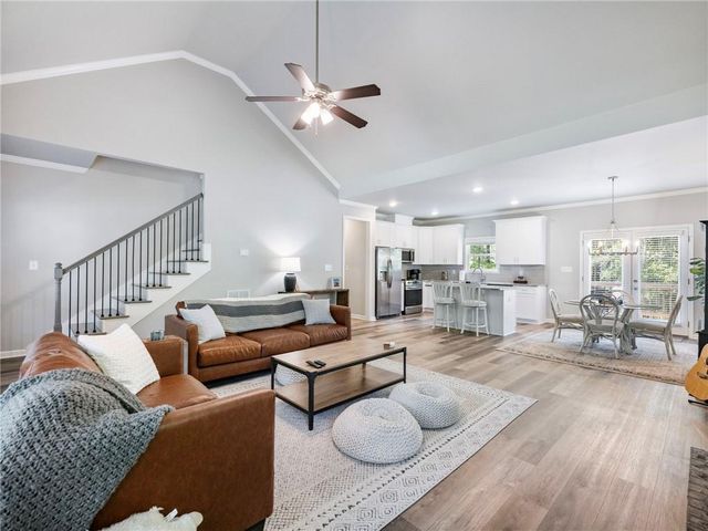 406 Sunset Drive, Statham, GA 30666