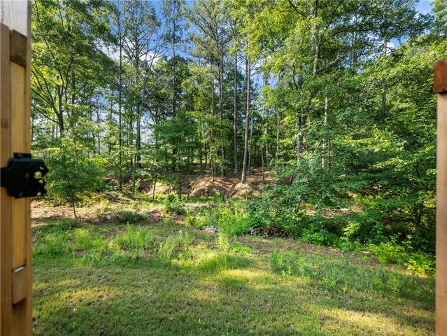406 Sunset Drive, Statham, GA 30666