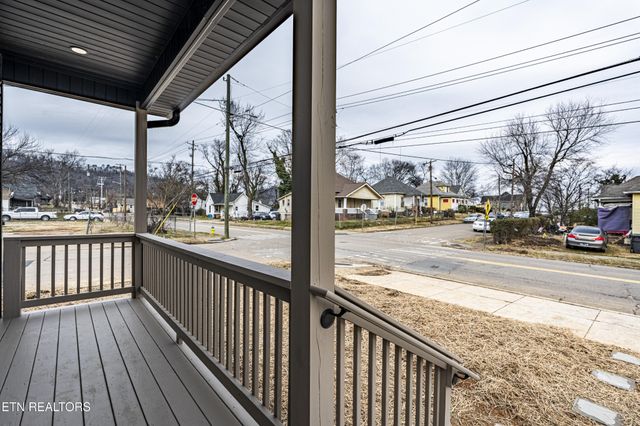 2823 Johnston St, Knoxville, TN 37921