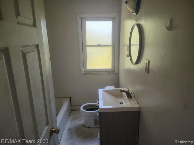 9186 Steel Street, Detroit, MI 48228