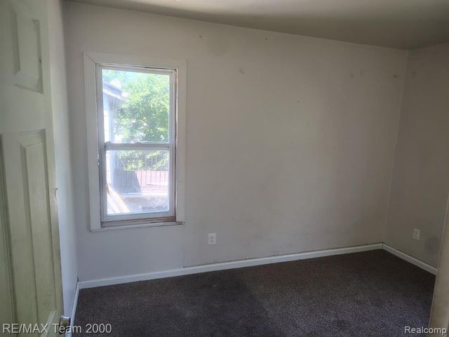 9186 Steel Street, Detroit, MI 48228