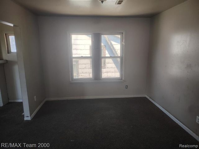 9186 Steel Street, Detroit, MI 48228