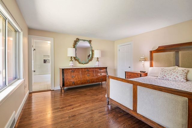 6 Wareland Rd, Wellesley, MA 02481