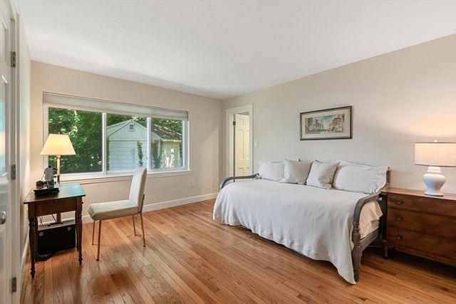 6 Wareland Rd, Wellesley, MA 02481
