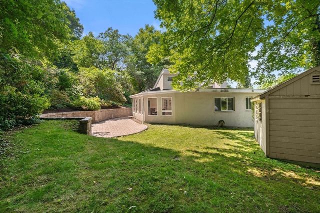 6 Wareland Rd, Wellesley, MA 02481