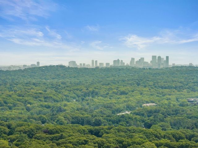 6 Wareland Rd, Wellesley, MA 02481