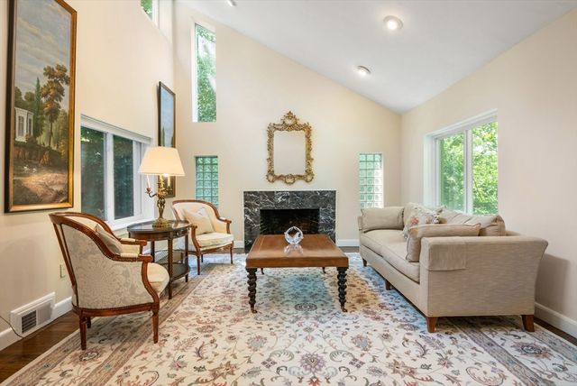 6 Wareland Rd, Wellesley, MA 02481