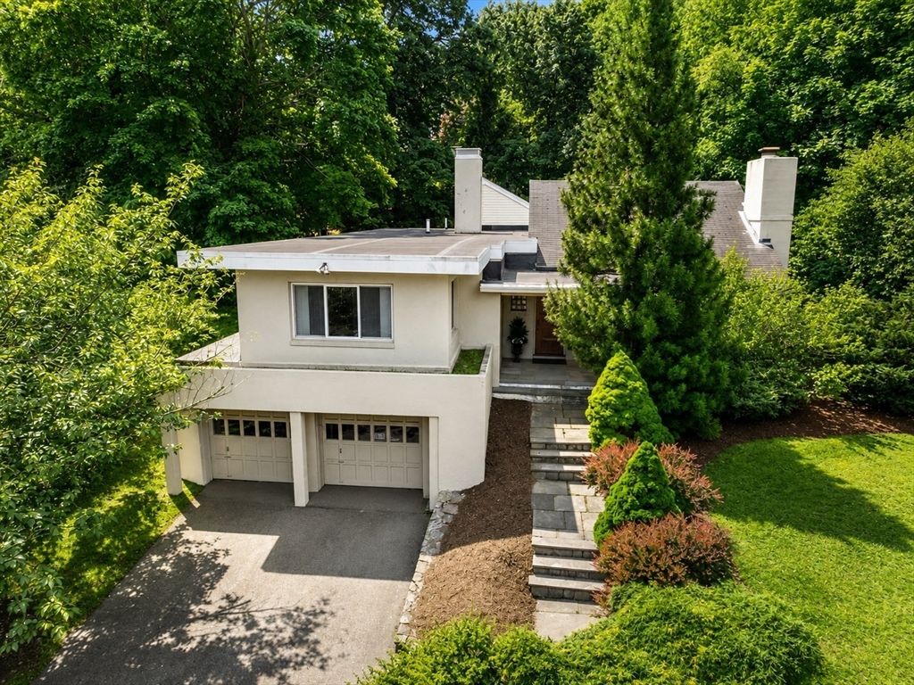 6 Wareland Rd, Wellesley, MA 02481