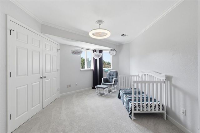 901 SW Raintree Drive, Lee's Summit, MO 64082